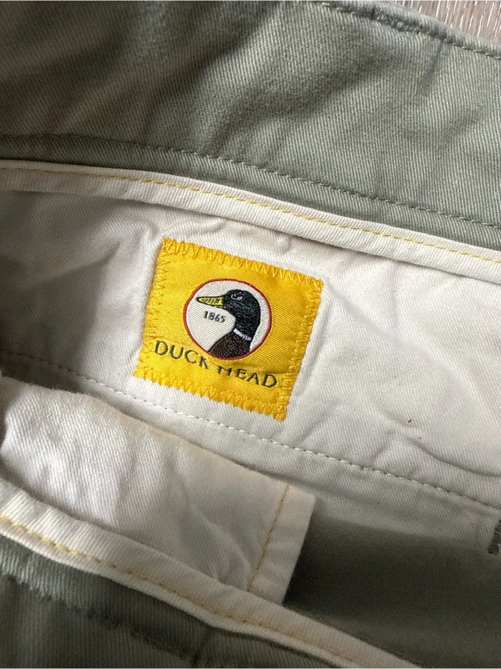 Duck Head Mens 38 Gold School Chino Shorts Olive Shadow Green 6 Inseam